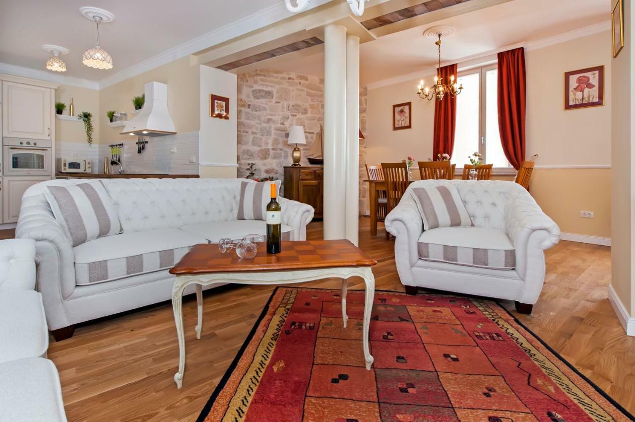רוביני Adriatic Royal Sea View Apartment מראה חיצוני תמונה