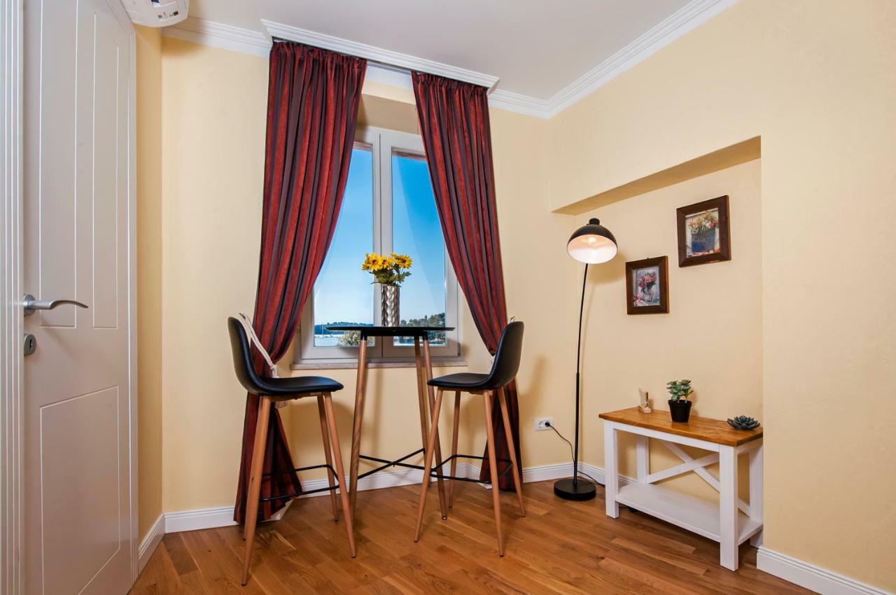 רוביני Adriatic Royal Sea View Apartment מראה חיצוני תמונה