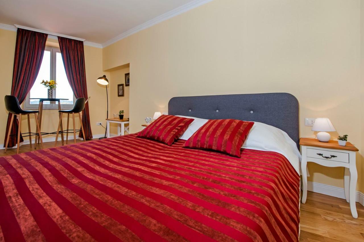 רוביני Adriatic Royal Sea View Apartment מראה חיצוני תמונה